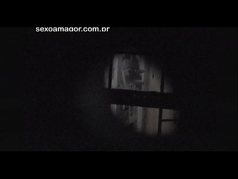 ❤️ Блонді таємно знімає на відео сусідський вуайерист, прихований за порожнистими цеглами ❤️ Жорстке порно на uk.cutebento.top ️❤